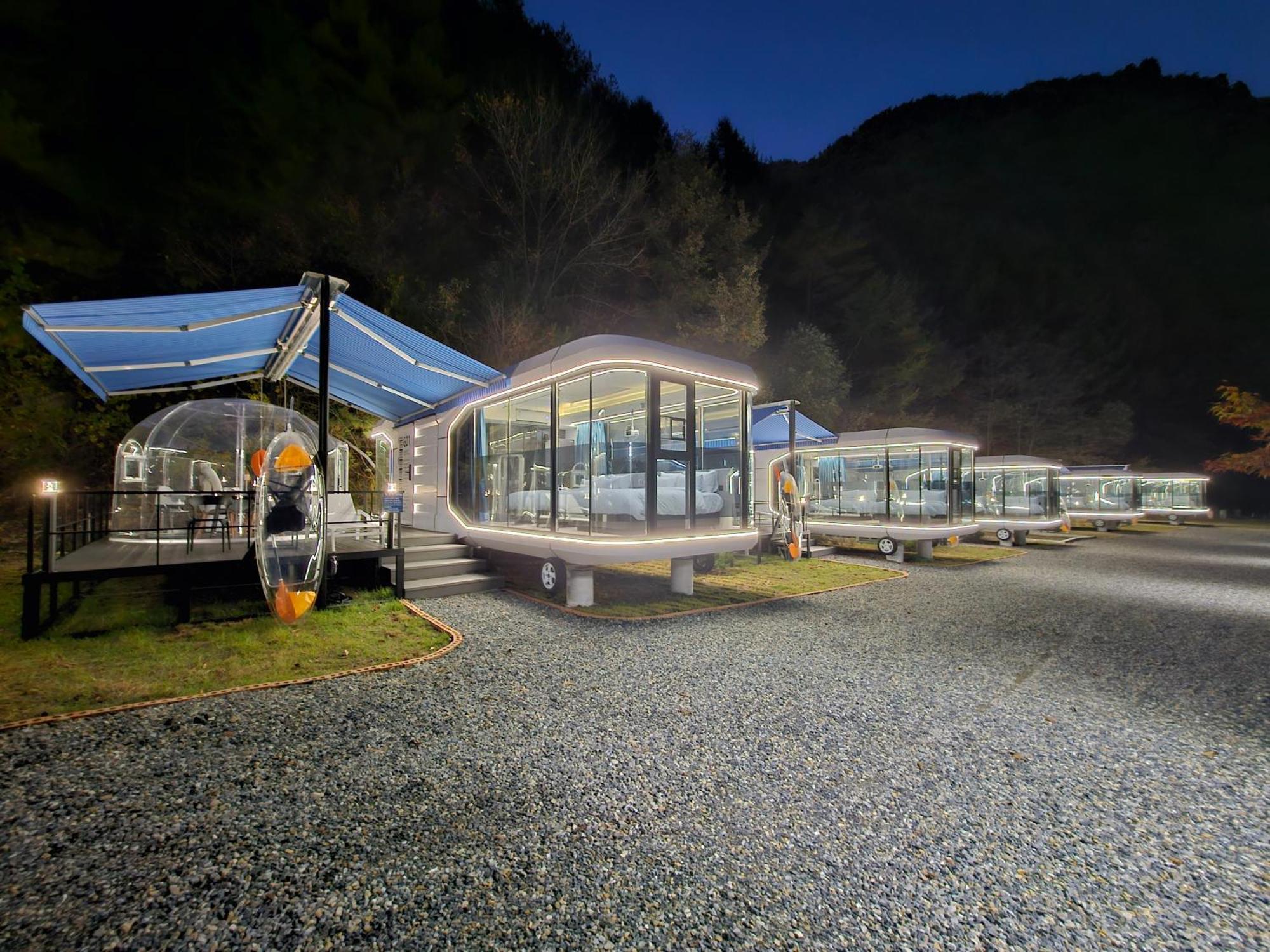 Galaxy X Hotel Type Caravan Glamping & Pension Πιόνγκτσανγκ Εξωτερικό φωτογραφία