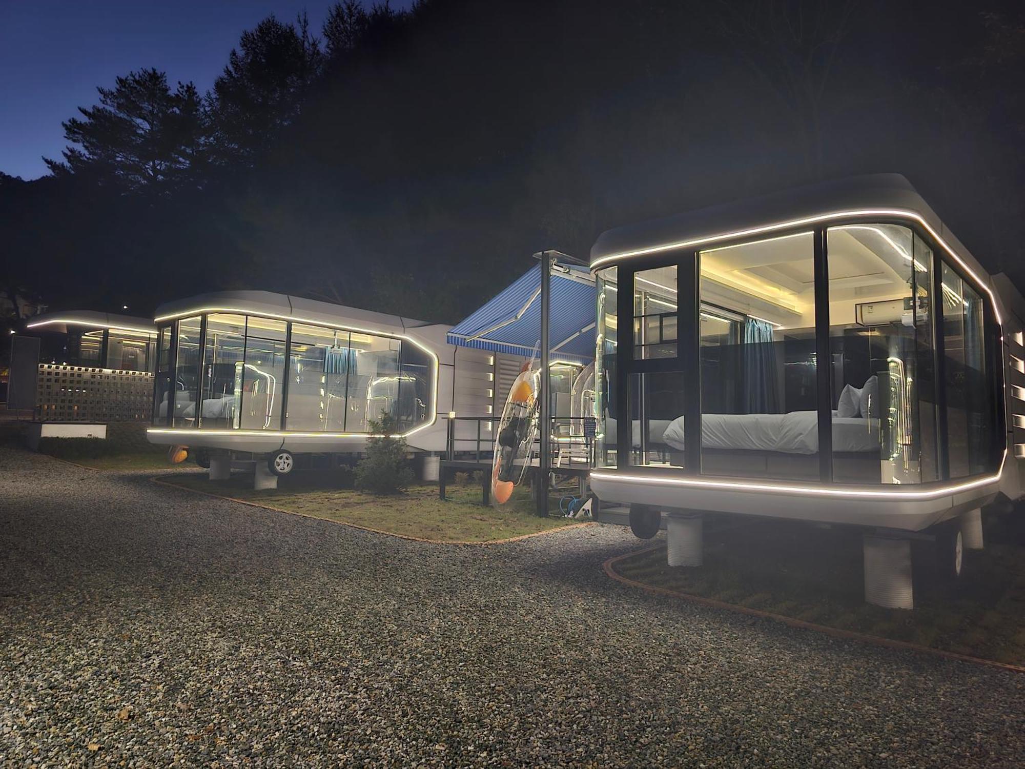 Galaxy X Hotel Type Caravan Glamping & Pension Πιόνγκτσανγκ Εξωτερικό φωτογραφία